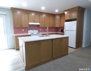 9 Evas Drive - Photo Thumbnail 4