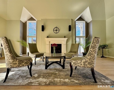 823 Old Pond Lane - Photo Thumbnail 20