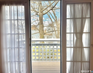 823 Old Pond Lane - Photo Thumbnail 6