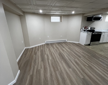 93 Burritt Street - Photo Thumbnail 6