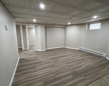 93 Burritt Street - Photo Thumbnail 2