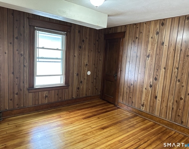 82 Lorenzo Street - Photo Thumbnail 12