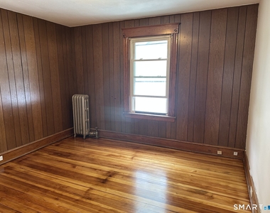 82 Lorenzo Street - Photo Thumbnail 5