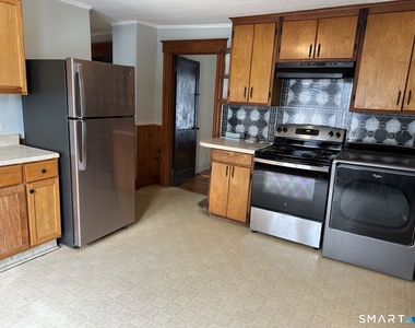 82 Lorenzo Street - Photo Thumbnail 10