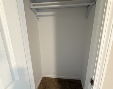 1706 Thomaston Avenue - Photo Thumbnail 13