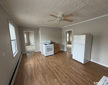 1706 Thomaston Avenue - Photo Thumbnail 6