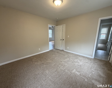 1706 Thomaston Avenue - Photo Thumbnail 12