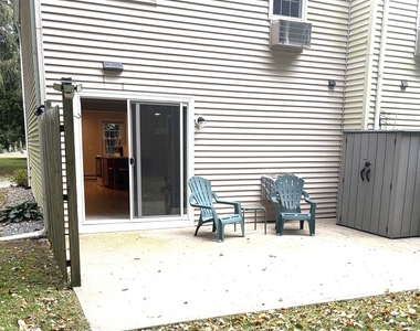 391 Main Street - Photo Thumbnail 5