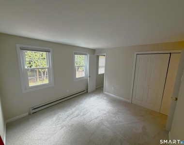 391 Main Street - Photo Thumbnail 11