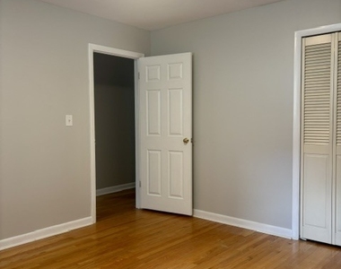 129 Oldham Avenue - Photo Thumbnail 19