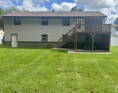 129 Oldham Avenue - Photo Thumbnail 27