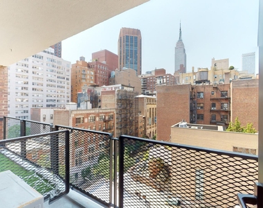 165 East 35th Street - Photo Thumbnail 2