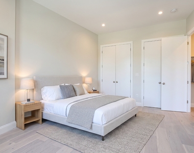 940 St Nicholas Avenue - Photo Thumbnail 3