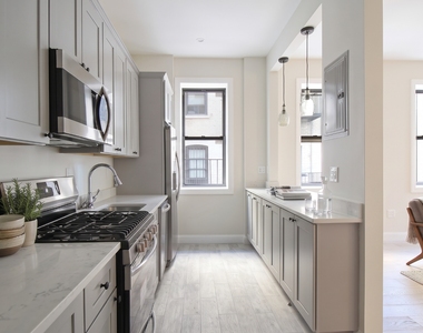 940 St Nicholas Avenue - Photo Thumbnail 6
