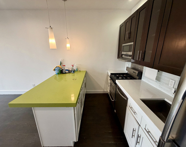 147 Rogers Avenue - Photo Thumbnail 8
