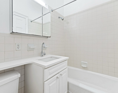 121 Madison Avenue - Photo Thumbnail 5