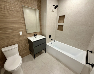 1615 Cedar Street - Photo Thumbnail 4