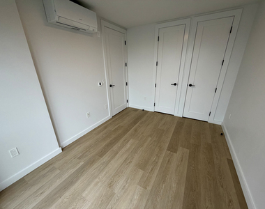 1615 Cedar Street - Photo Thumbnail 6