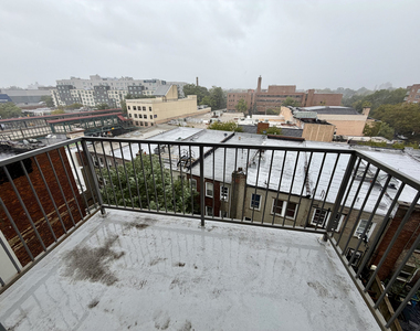1615 Cedar Street - Photo Thumbnail 9