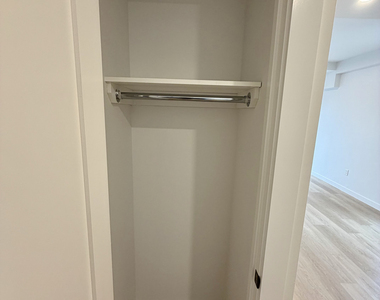 1615 Cedar Street - Photo Thumbnail 10