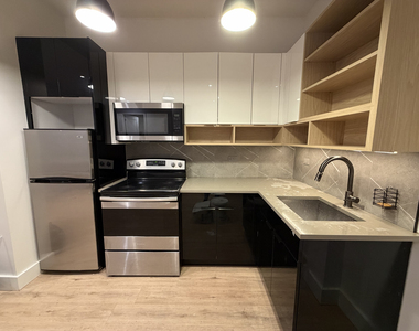 1613 Brooklyn Avenue - Photo Thumbnail 14