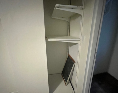 300 East 89th Street - Photo Thumbnail 12