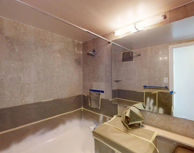 220 East 63rd Street - Photo Thumbnail 2
