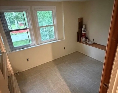 27 Martin Street - Photo Thumbnail 6