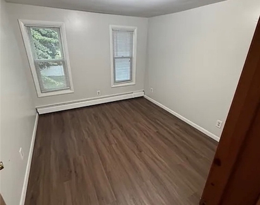 27 Martin Street - Photo Thumbnail 13