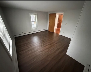27 Martin Street - Photo Thumbnail 12