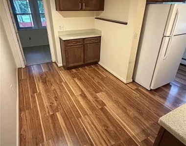 27 Martin Street - Photo Thumbnail 5