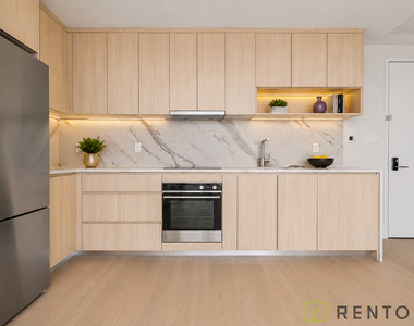 960 franklin ave #130 - Photo Thumbnail 2