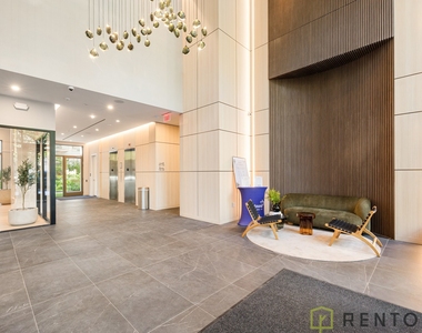 960 franklin ave #130 - Photo Thumbnail 18