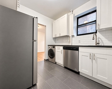 401 East 68th Street - Photo Thumbnail 8