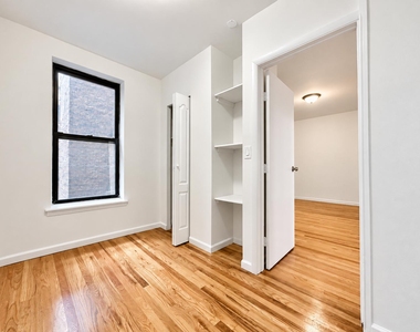 401 East 68th Street - Photo Thumbnail 6