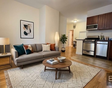 West 11th Street - Photo Thumbnail 1
