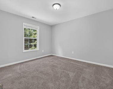 1849 Blackstone Way - Photo Thumbnail 34