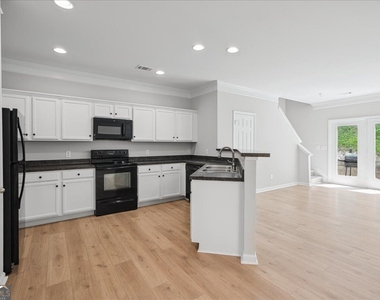 3303 Fernview Drive - Photo Thumbnail 12