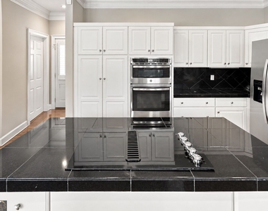 2600 Club Springs Drive - Photo Thumbnail 16