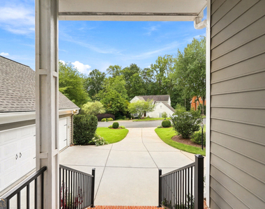 2600 Club Springs Drive - Photo Thumbnail 7