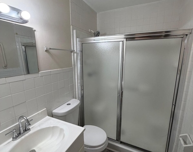1340 Pineglen Drive - Photo Thumbnail 14