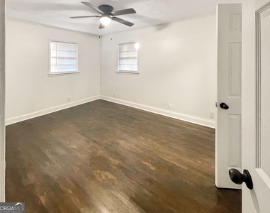 871 Laurelmont Drive - Photo Thumbnail 4