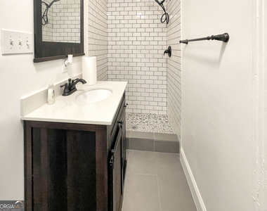 871 Laurelmont Drive - Photo Thumbnail 1