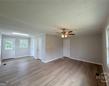 1282 Kesler Road - Photo Thumbnail 5