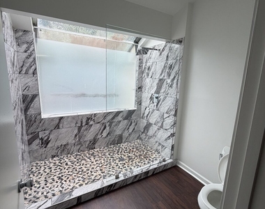 3253 Tennington Place - Photo Thumbnail 6