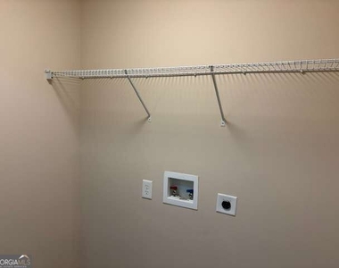 226 Ridge Mill Drive - Photo Thumbnail 14