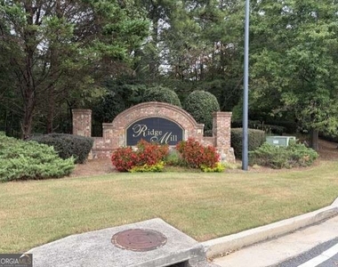 226 Ridge Mill Drive - Photo Thumbnail 21