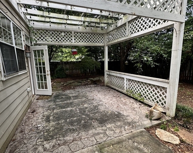 2340 Bretdale Road - Photo Thumbnail 12