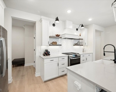 161 Jasmine Drive - Photo Thumbnail 9