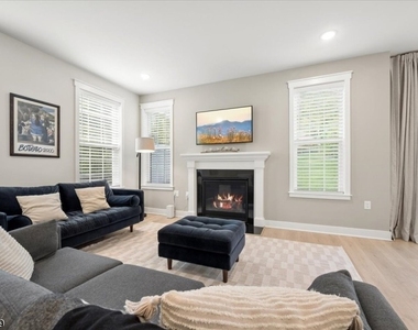 161 Jasmine Drive - Photo Thumbnail 19